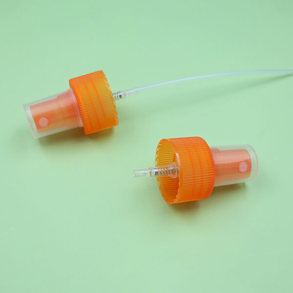 28/410  Delicate sprayers that can be used for disinfectant. - Image 2