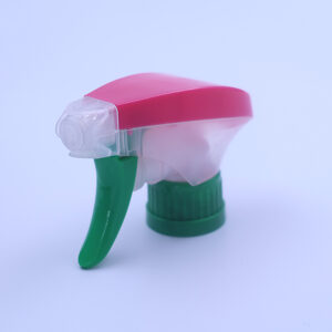 24/410  Anti-theft all-plastic spray gun for oil stain remover