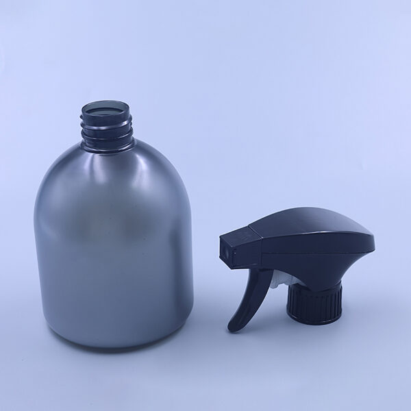 28/410  All-plastic gun for spraying clothes cleaning foam - Image 3