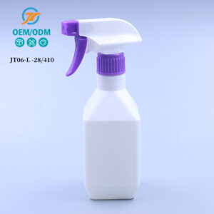 28/410  Purple and white sprayer for spraying mosquito repellent
