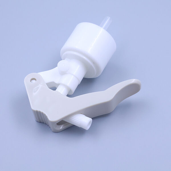 24/410  Mini  Trigger Sprayer for pet environment deodorizer - Image 2